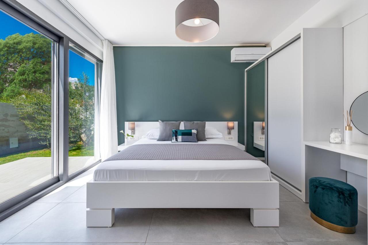 Villa Oasis - Your Luxury Home Away From Home Celopeci Ngoại thất bức ảnh