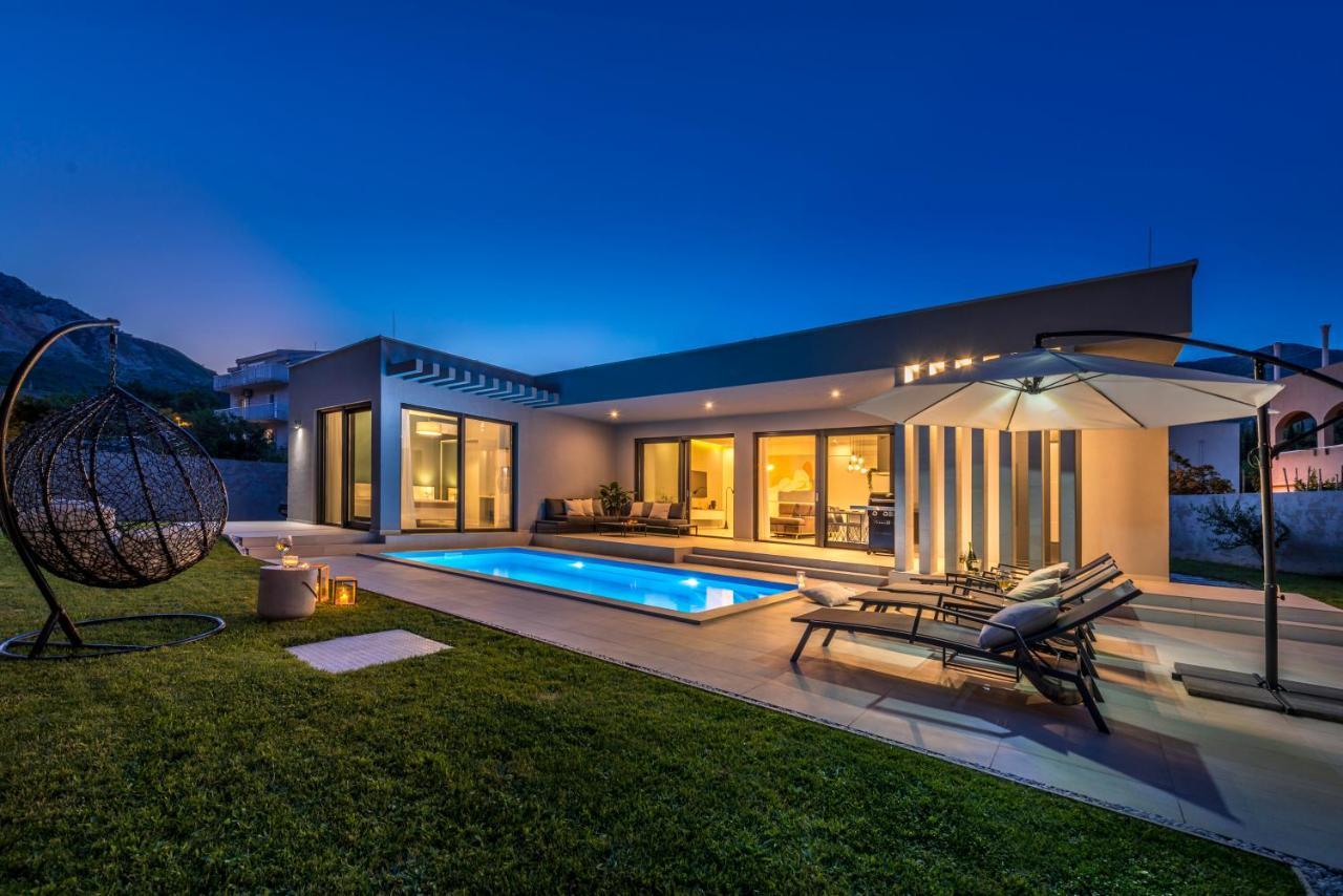 Villa Oasis - Your Luxury Home Away From Home Celopeci Ngoại thất bức ảnh